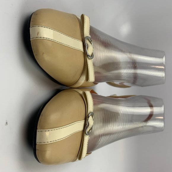 Cole Haan 8 US B Women Heels Kitten Shoes Beige D1 - Picture 3 of 9